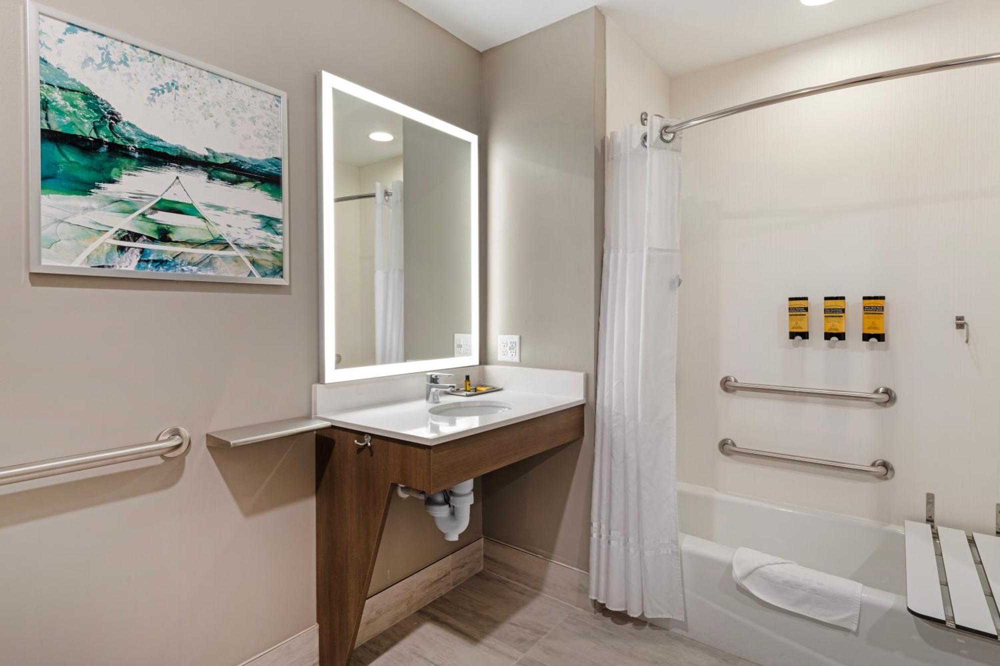Best Western Plus Grand Rapids Mn Esterno foto